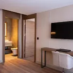 Ramada Encore By Wyndham Karatay 콘야