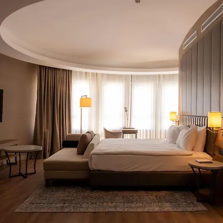 Szálloda Ramada Encore By Wyndham Karatay 3*