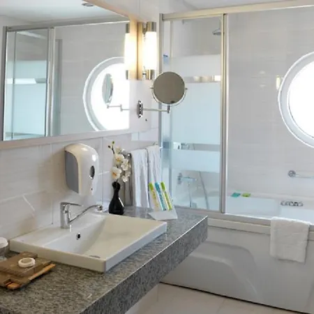 Ramada Encore By Wyndham Karatay 3* Konya