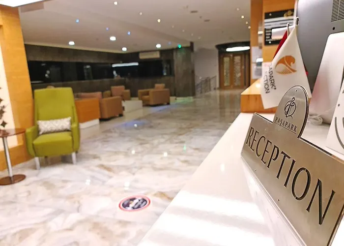 Hotel Ramada Encore By Wyndham Karatay