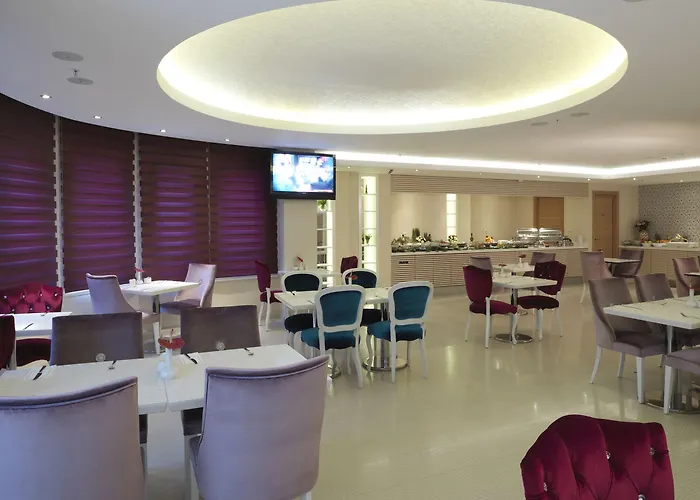Ramada Encore By Wyndham Karatay 3* Konya