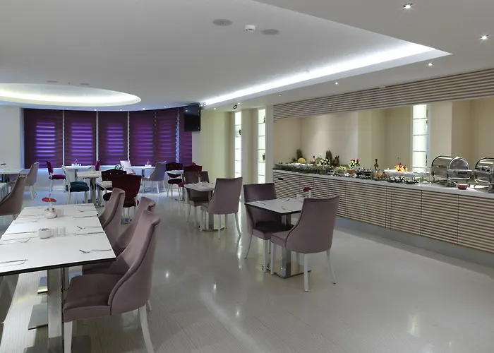 Ramada Encore By Wyndham Karatay 3* Konya