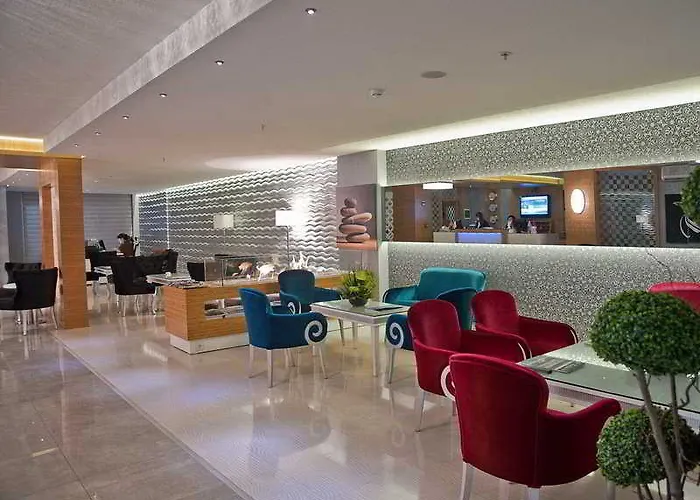 Hotel Ramada Encore By Wyndham Karatay